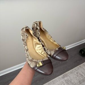 Y2K vintage COACH Signature Pattern Brown Ballet Flats with Gold Accent